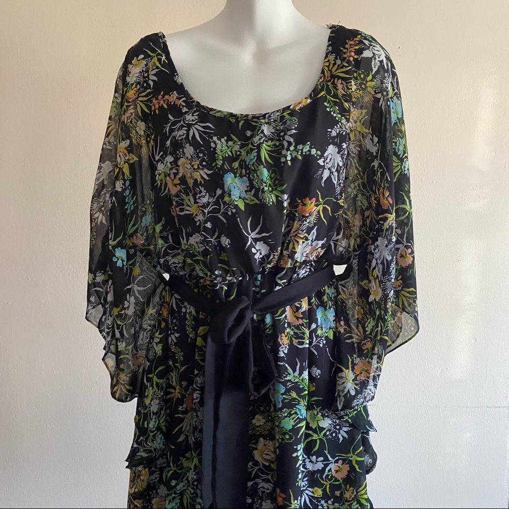 AUW black Dress size L, floral pattern with ribbon